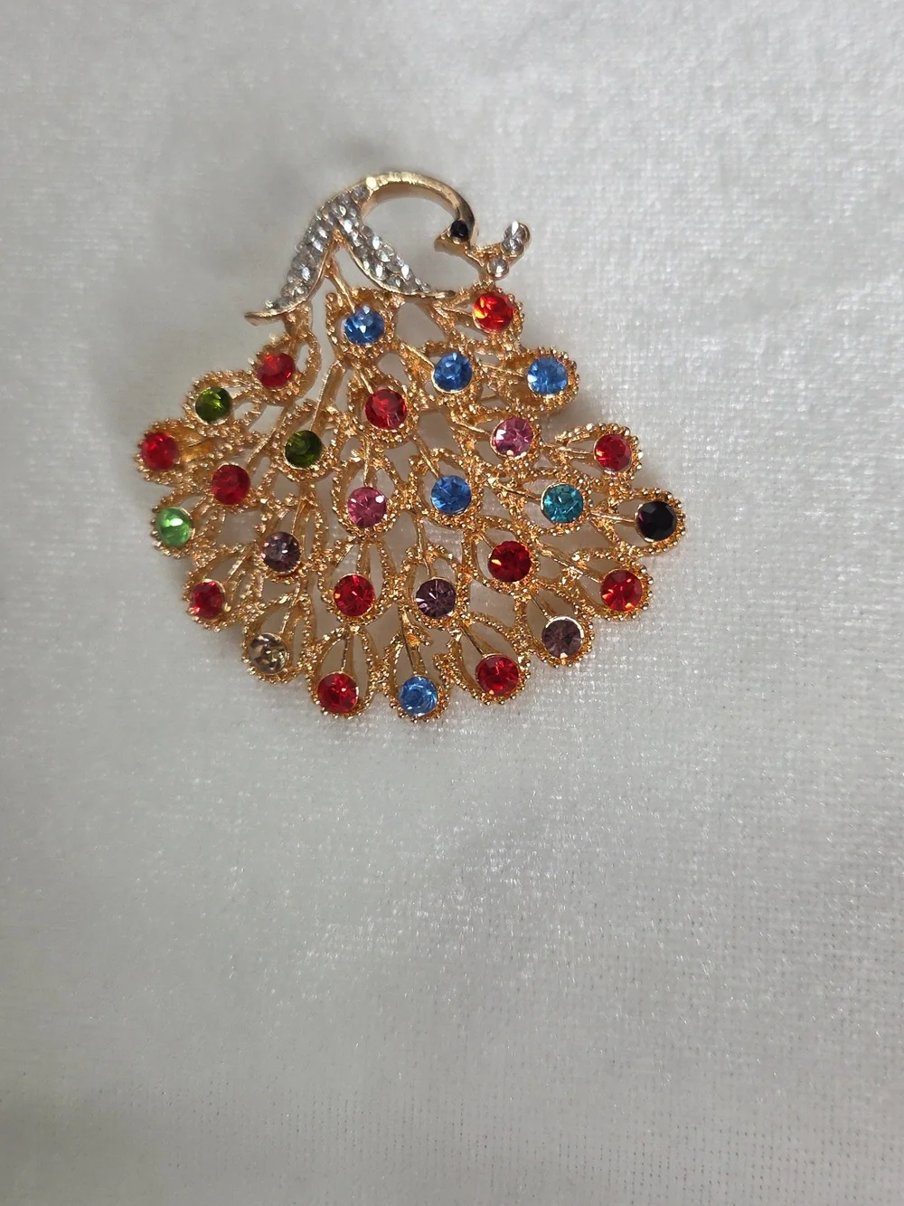Colorful Peacock Rhinestone Brooch Retro Style Pin Gold Tone Sparkling Elegant